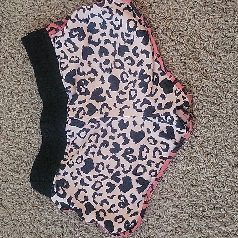 Beach Riot shorts - Picture 4 of 5
